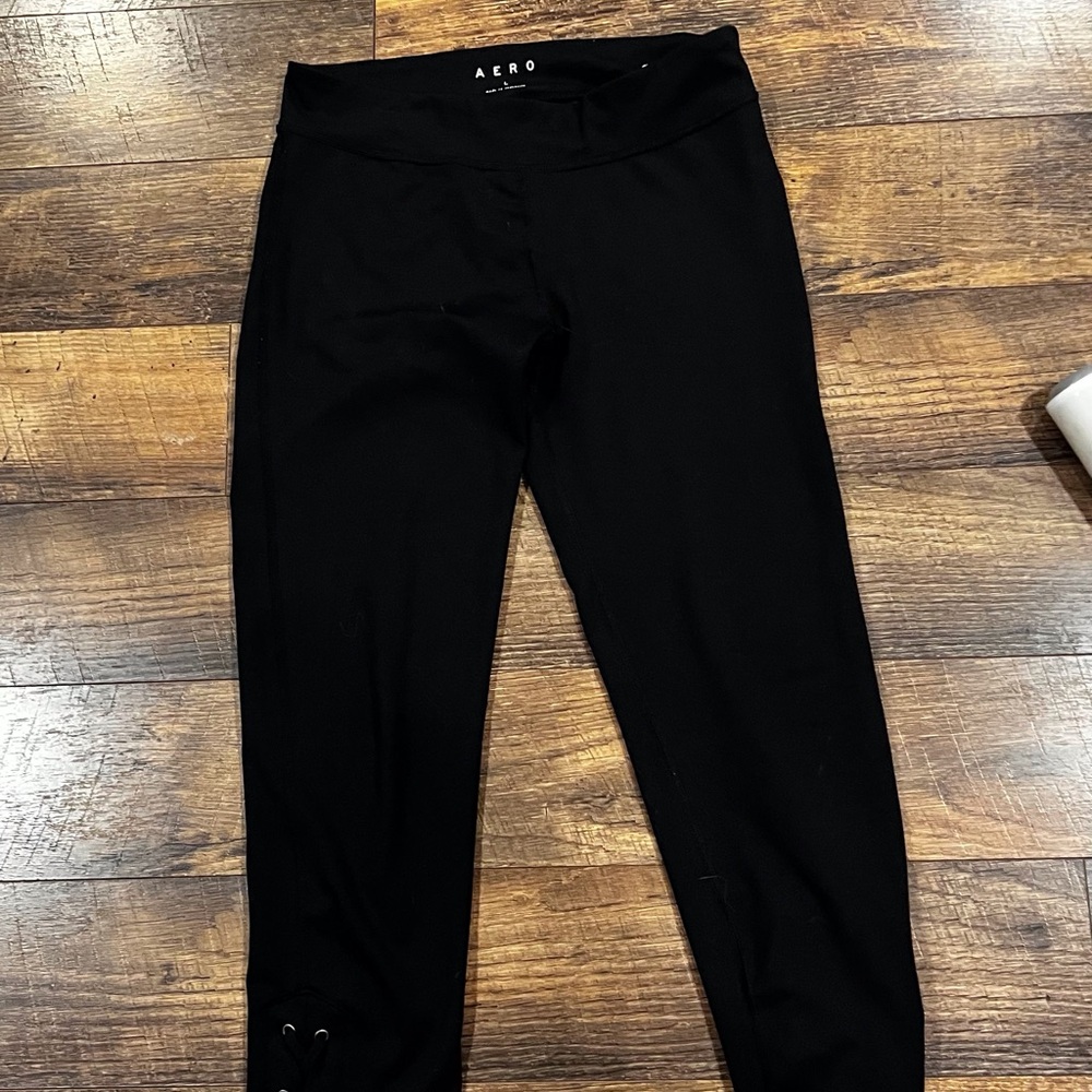 Aero Women's Black Leggings